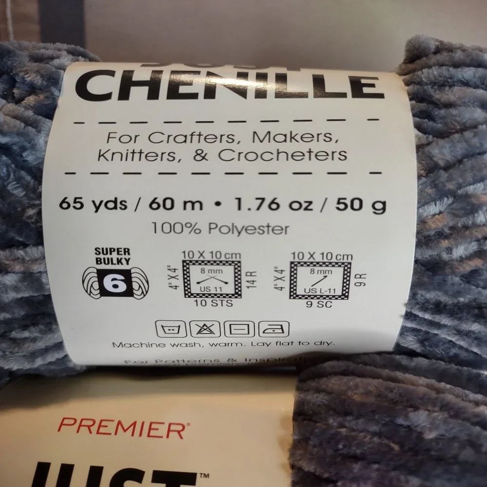 NWT Just Chenille Yarn Gray lot of 4 skeins - Picture 2 of 5